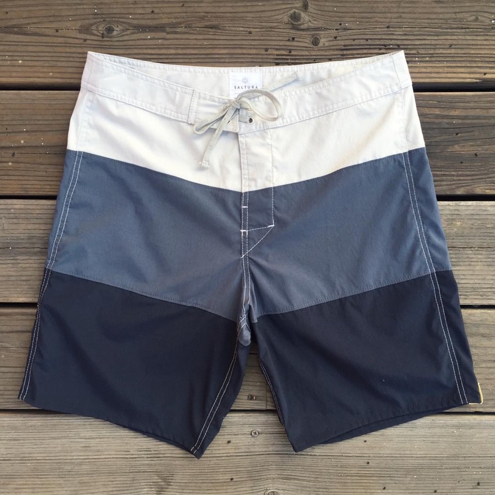 Saltura NWT Sustainable Swim Trunks - 3 Toned Blue Teal and Light Gray Size 33
